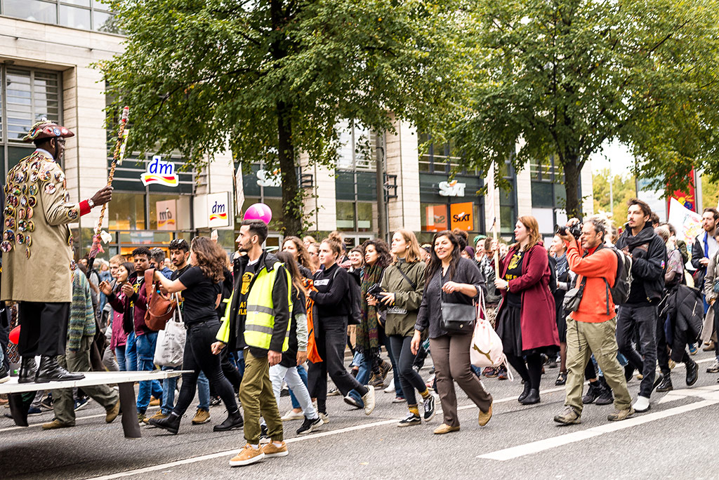 We’ll Come United-Parade mit TSU-Lkw © Daniel Nide